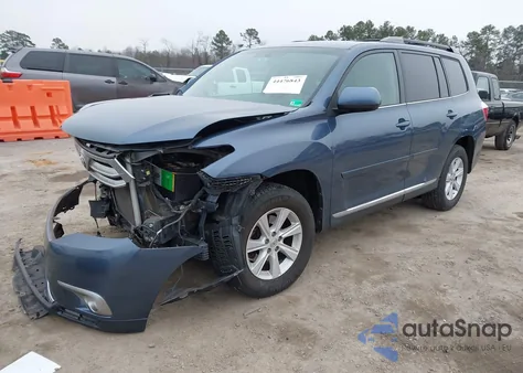 2013 Toyota Highlander Se V6 z USA, uszkodzony, nr VIN 5TDBK3EH0DS237268